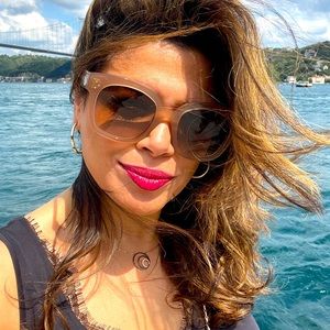 Meet your Posher, Reem